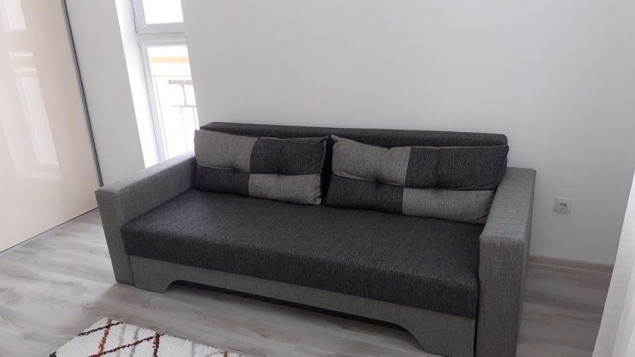 Garsonieara decomandata balcon parcare zona Turnisor - 1