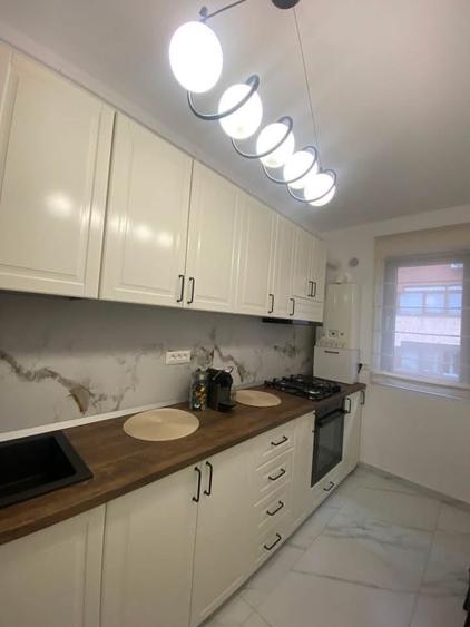 Apartament cu 2 camere decomandat în Militari