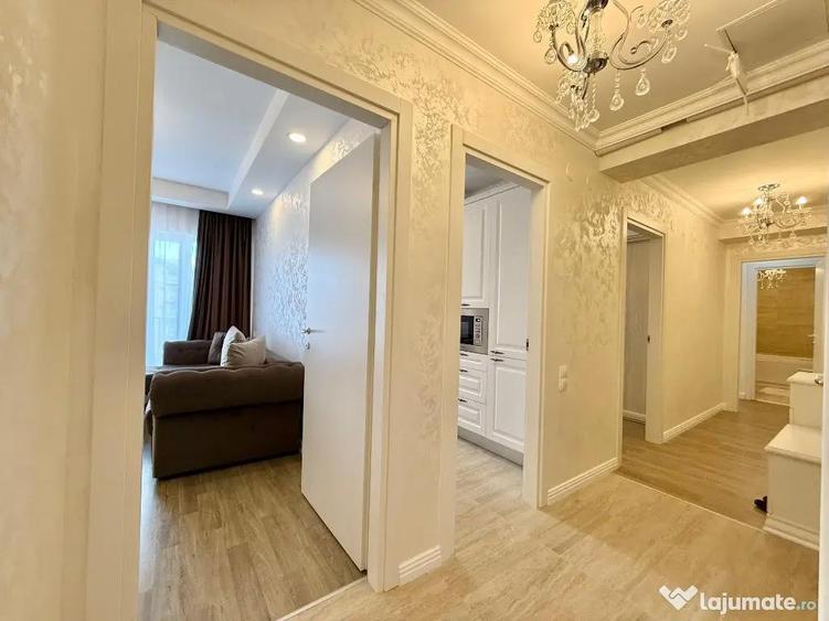 Apartament cu 3 camere decomandat în Ștefăneștii de Jos