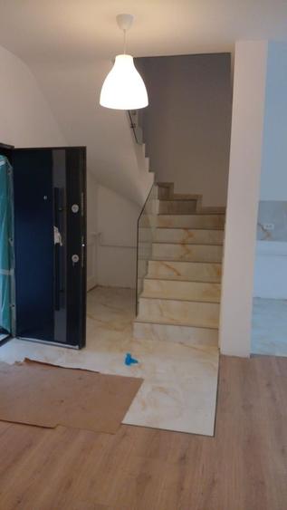 Reședință Modernă cu Finisaje Distinse - 6