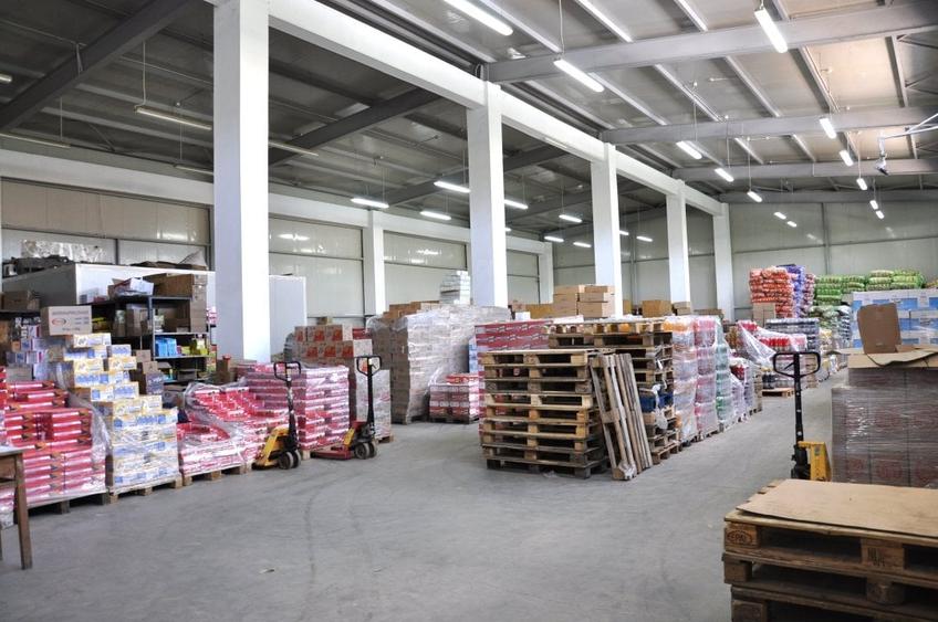 Hală + Clădire de birouri - 860 mp! Teren 2000mp. - 3