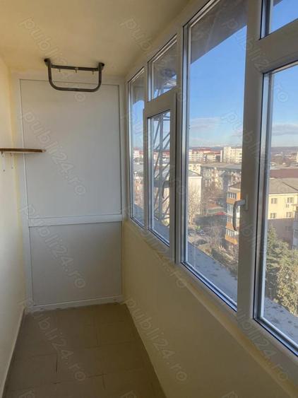 Apartament 3 camere, central - 2