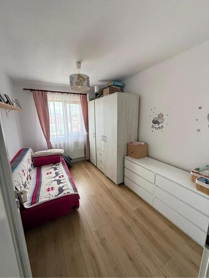 Vand apartament in Mocira - 2