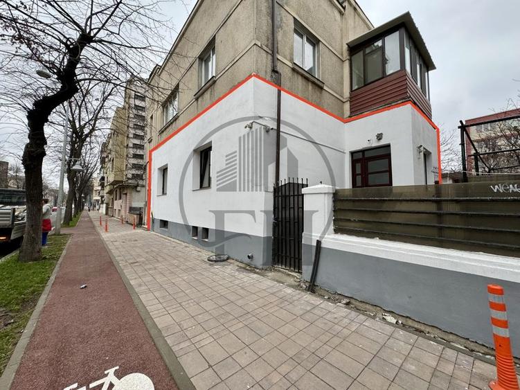 Apartament 3 camere de vanzare Constanta, Bd. Ferdinand - 1