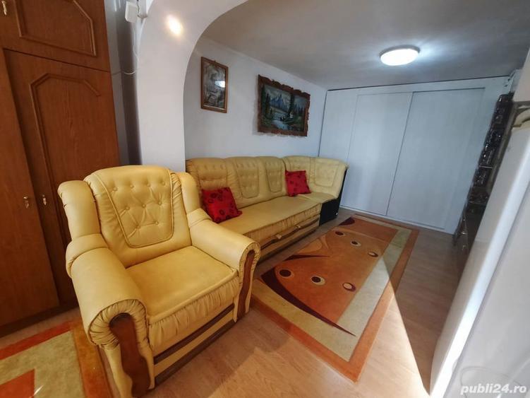 Vand casa cu curte si gradina - 5