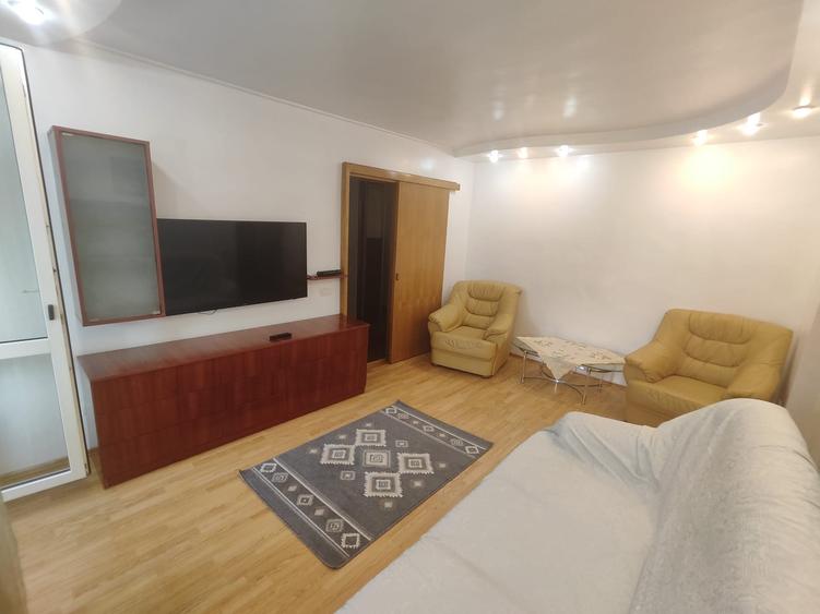 City Mall - apartament 2 camere + loc de parcare - termen lung - 2