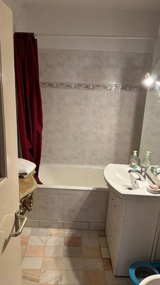 Proprietar, inchiriez apartament 3 camere, decomandat, central - 6