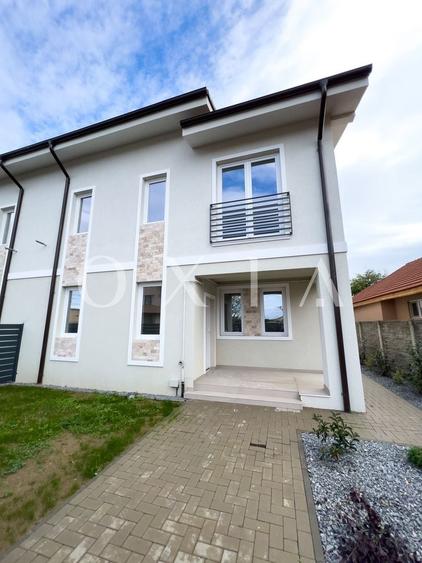 AX671 Chisoda, Finisat La Cheie, Asfalt - 1