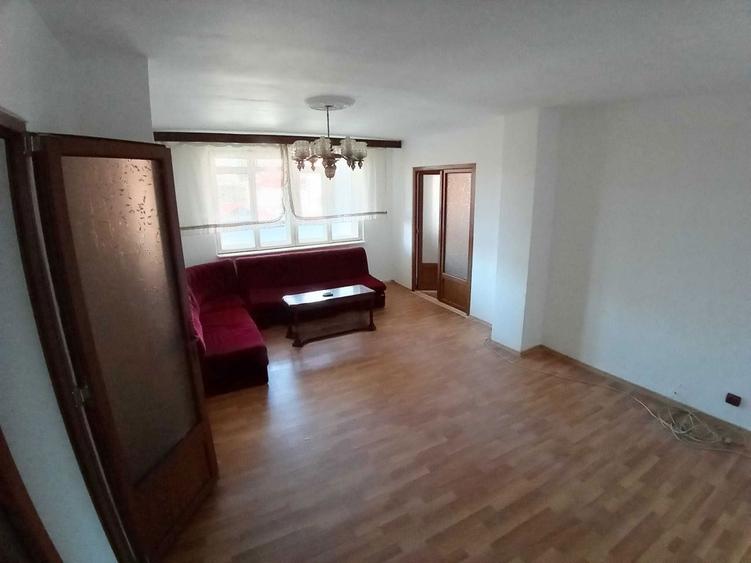 Apartament 4 camere 95MP - etaj 1/8 + garaj - 15