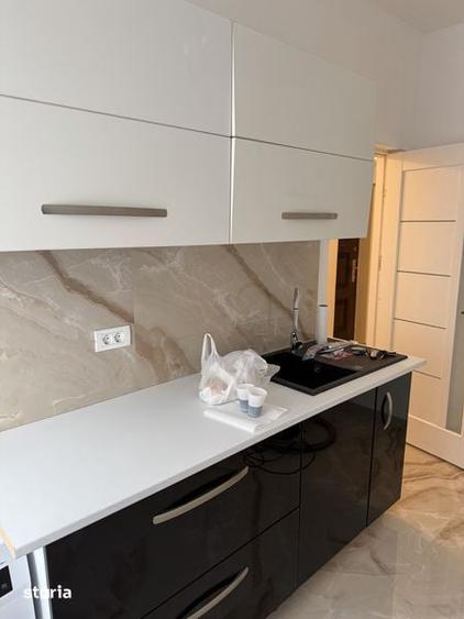 Inchiriez apartament ultracentral - 3