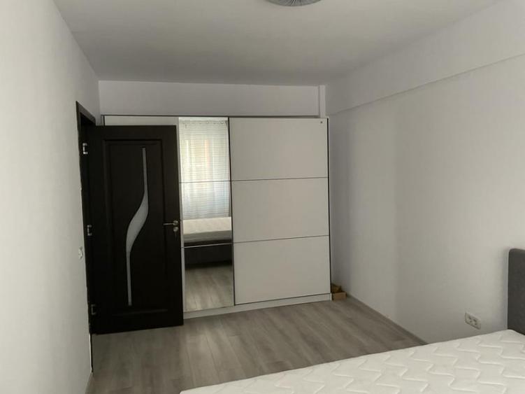 APARTAMENT 2 CAMERE, DECOMANDAT, BLOC NOU, PRIMA CHIRIE, TOT - 9