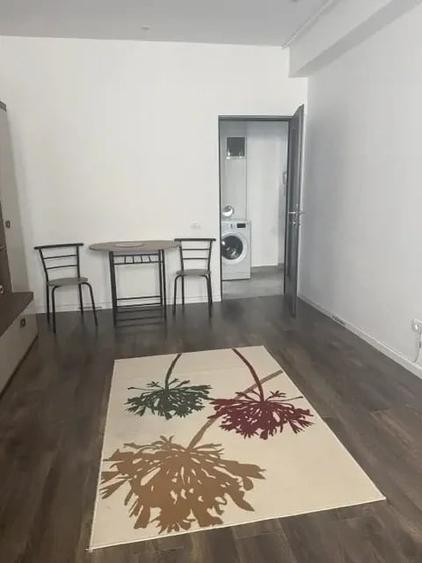 Apartament cu 2 camere decomandat în Sebastian