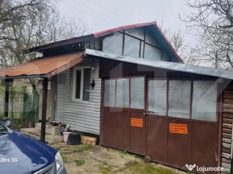 TEREN zona aer curat CASA si ANEXA - 11