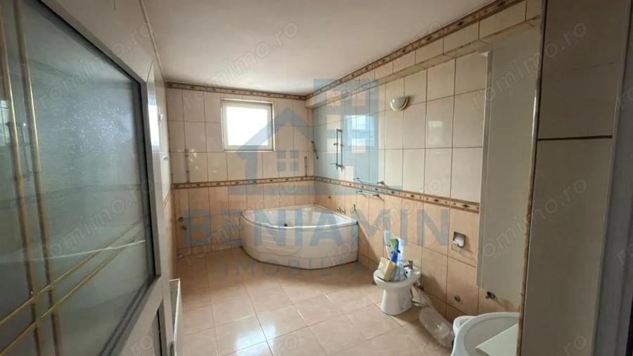 Vila P+2 Alexandru Cel Bun cu doua etaje si curte proprie - 4