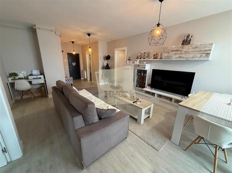 Apartament 3 camere cu 2 bai si parcare subterana in Cartier Alma - 2