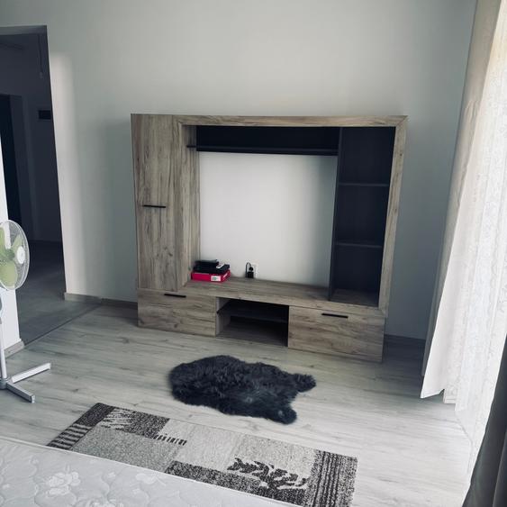 Vand apartament cu o camera mobilat si utilat etaj 1. - 1