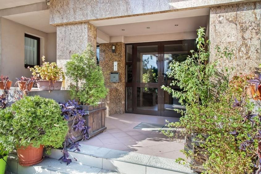 4 SPLENDID LANGA PARC cu parcare, cea mai buna oferta  IN HERASTRAU - 3