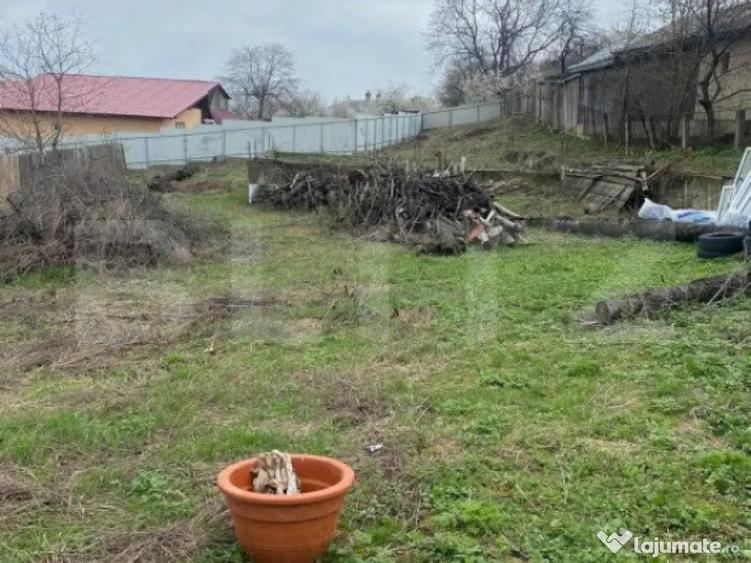 Teren intravilan, 988 mp+280 mp, zona Centrala - 2