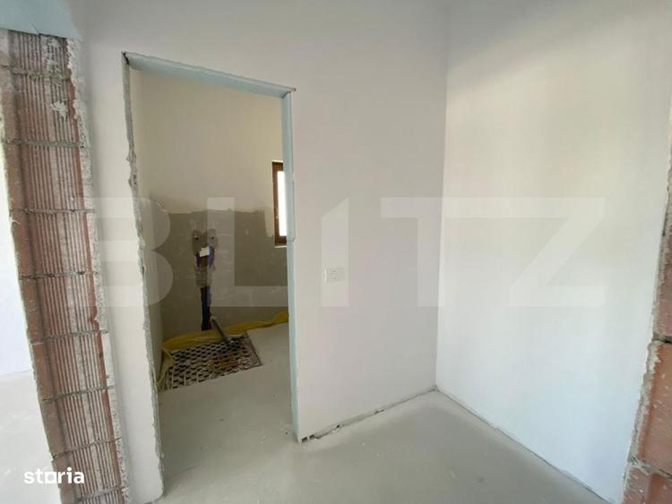Duplex 5 camere, 130 mp utili teren 250 mp, separat prin camera tehnic - 7