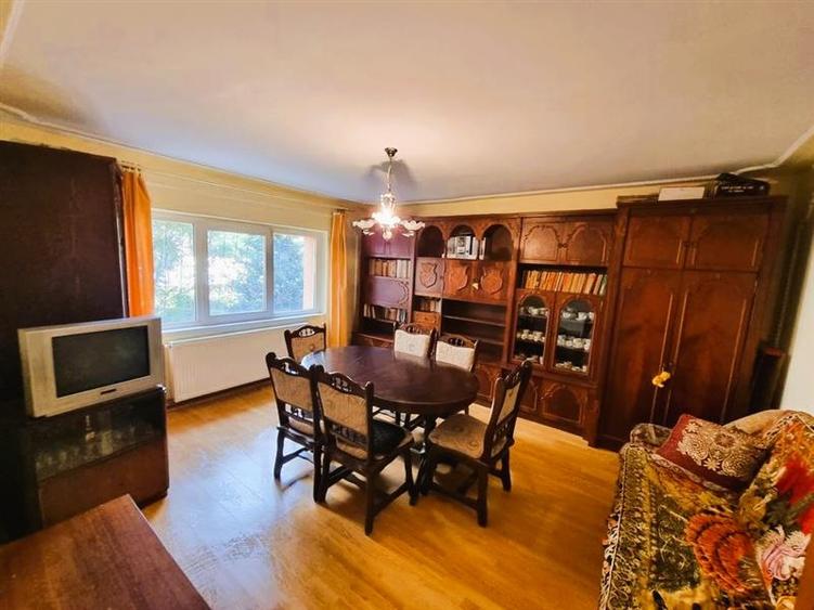 Apartament 3 camere, 2 bai, decomandat. Zona Racadau,Parcul Trandafirilor - 1