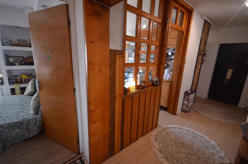 Apartament 3 camere - Decebal - Calea Calarasilor - centrala proprie - 22