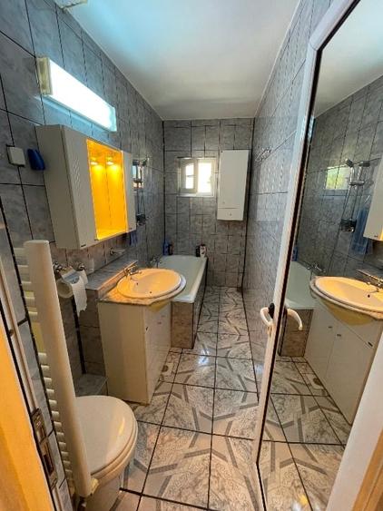 Vand apartament 3 camere in Petroșani - 10