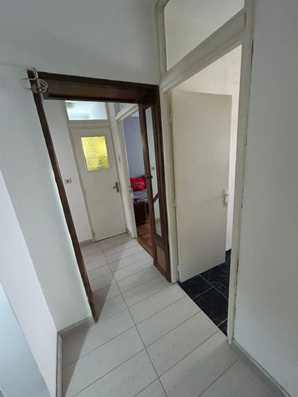 Vand apartament cu 2 camere Zona Tractorul Brasov - 6