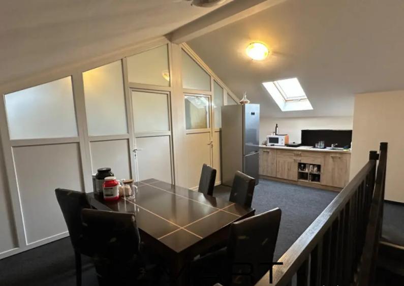 Apartament la casa 130mp curte 35mp zona centrala - 3