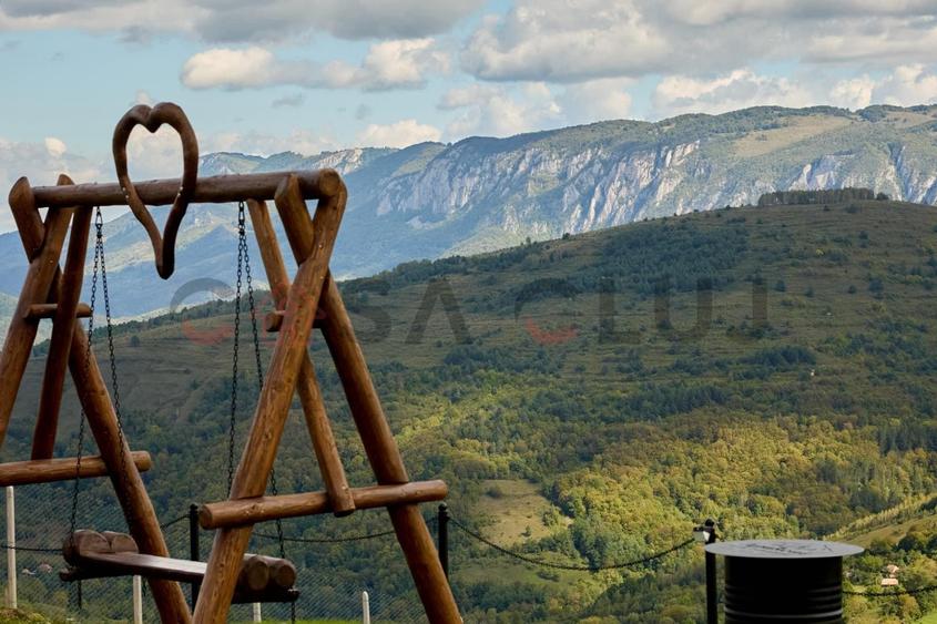 Afacere de vanzare, 2 cabane+sala de evenimente, la cheie, Apuseni! - 9