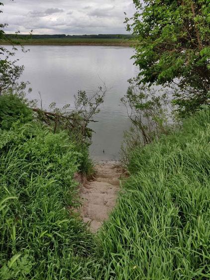 Vand teren intravilan cu deschidere la apa, asfalt, utilitati - 5