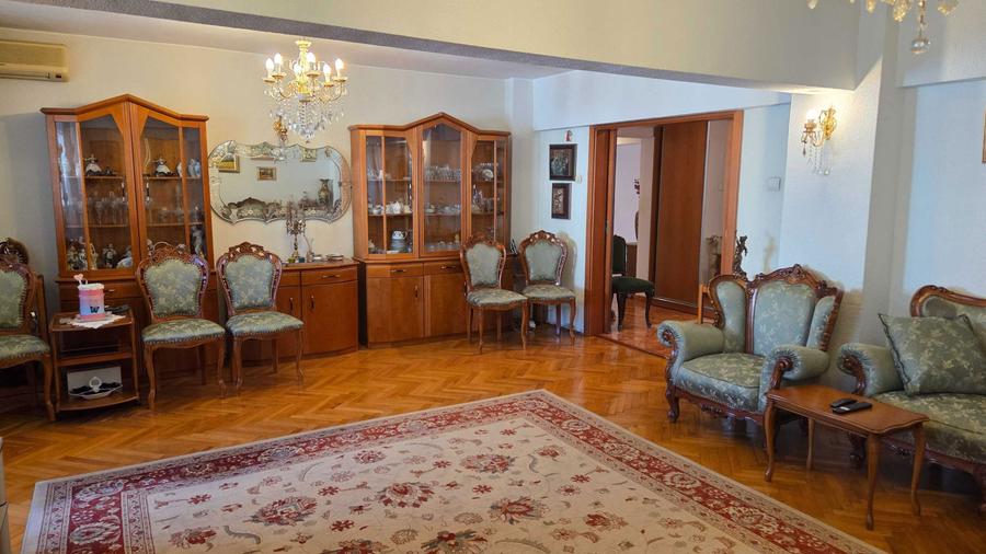 Apartament 4 camere zona Metrou Piata Muncii - 1