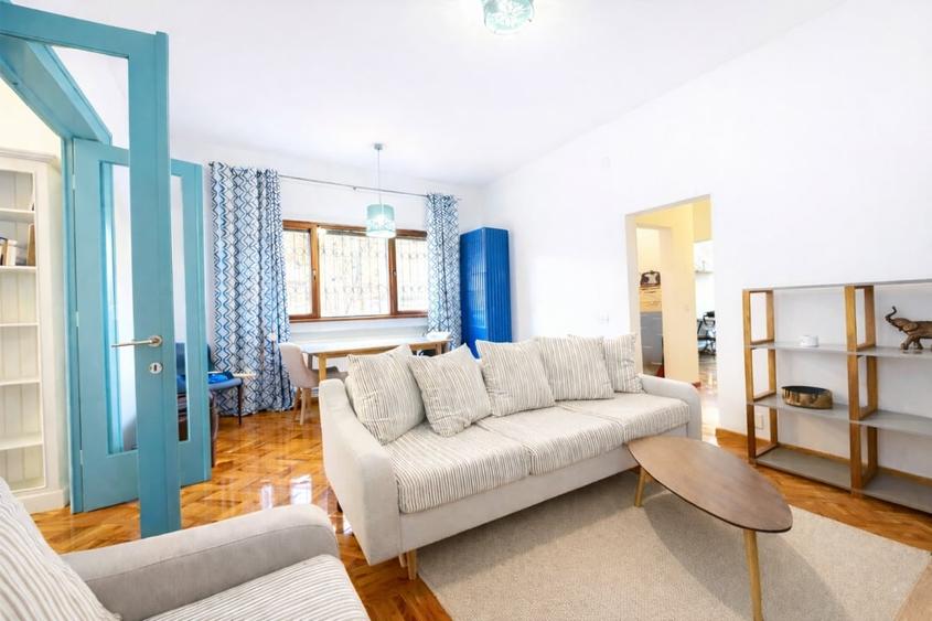 Un apartament cu personalitate, intr-o vila cu farmec – gata de mutat. - 1