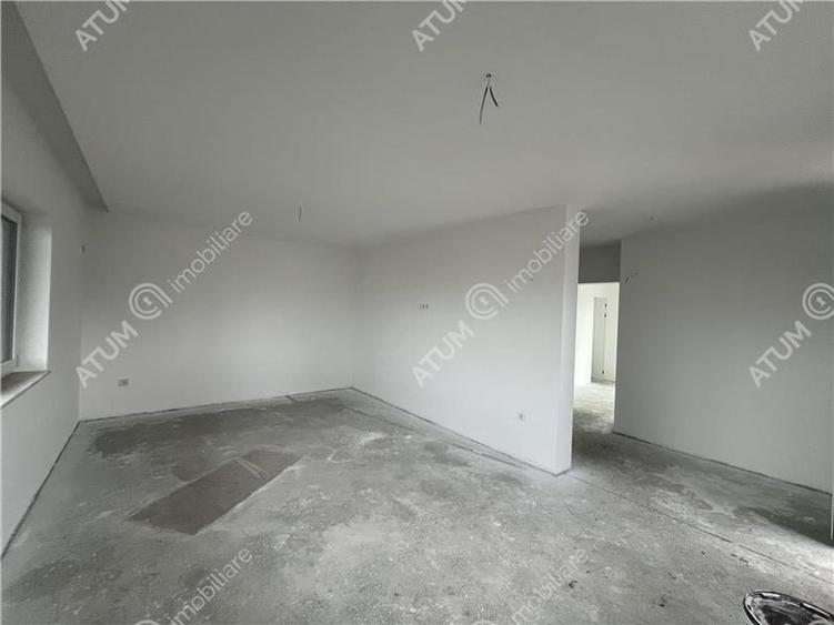 Casa cu 4 camere si teren 250 mp in Selimbar zona Triajului - 2