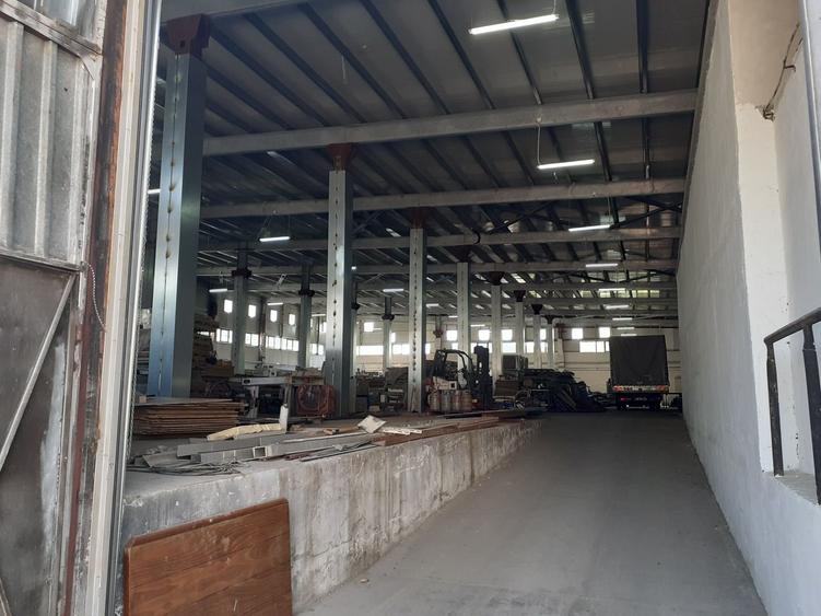 Hala renovata situata in zona Progresul - 7