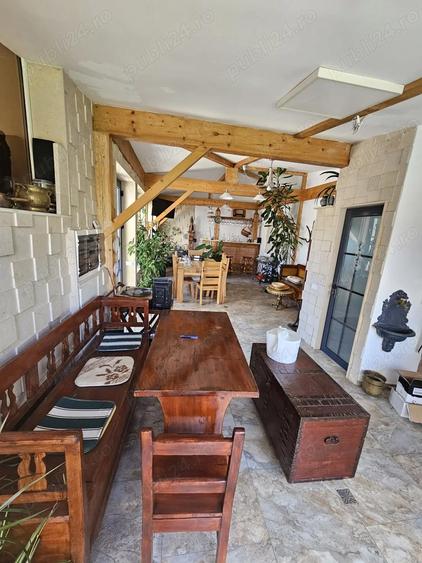 De inchiriat Cladire reprezentativa, pretabila pentru gradini?a, clinica, birouri sau scoala. - 8