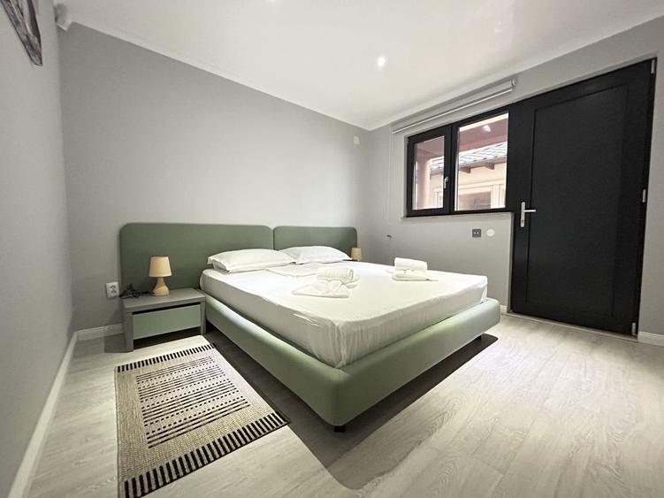 Pensiune Casa Eva Statiunea 2 Mai - 12 camere - teren 600 mp - 4