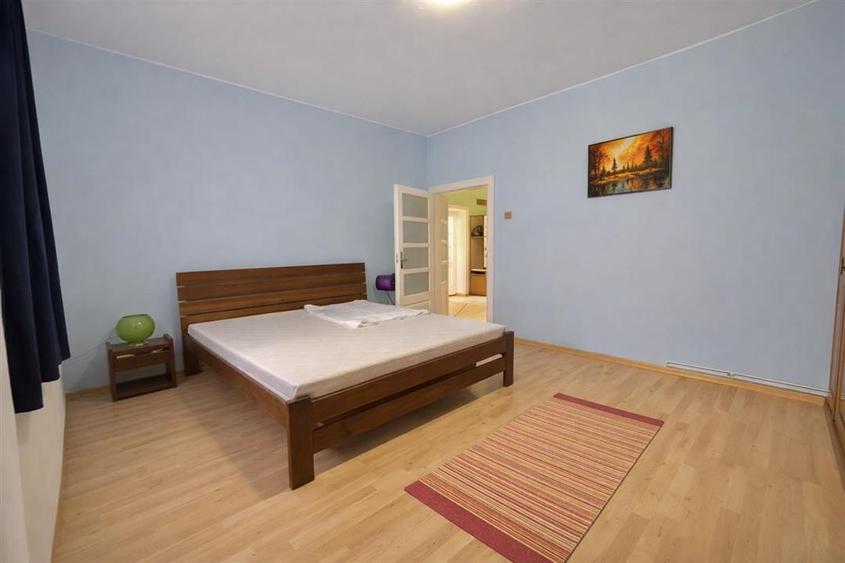 Apartament 2 Camere in Centrul Istoric cu Garaj si Curte - 8