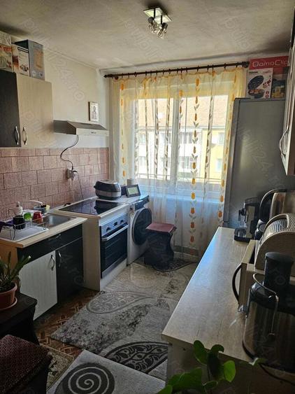 Vanzare apartament cu 2 camere - 3