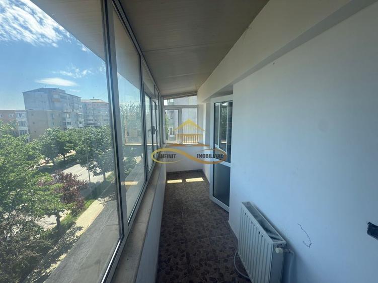 De vanzare apartament 3 camere decomandate Republicii Bacau - 14