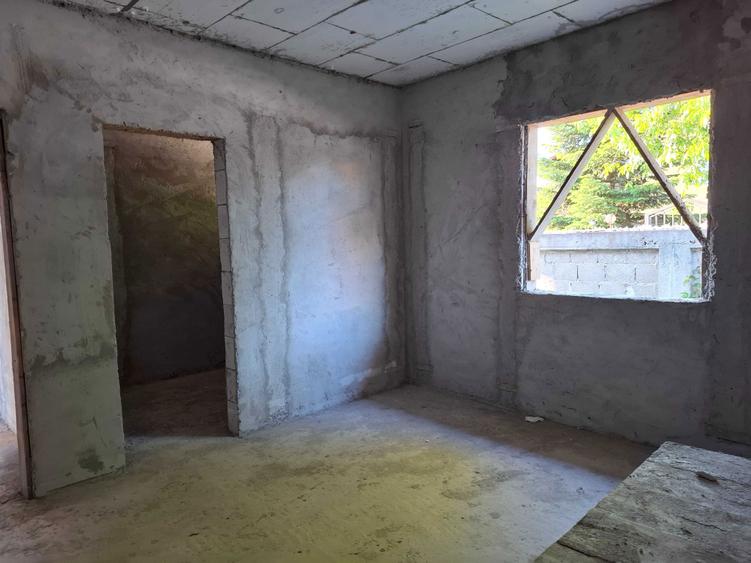 Pantelimon Ilfov,parter+pod pe placa de beton,3 camere,2 bai,300mp proprietate,comision 0% - 2