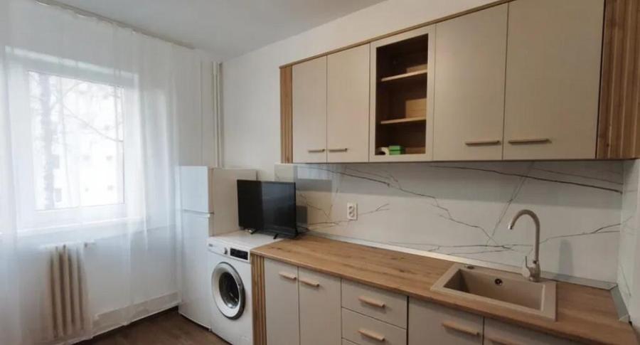 Camera de camin - zona Florilor - 3