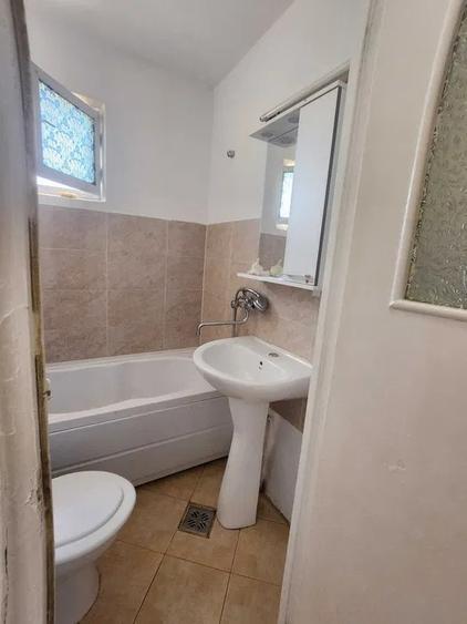 Apartament cu 2 camere, decomandat, zona Podu de Piatra - 6