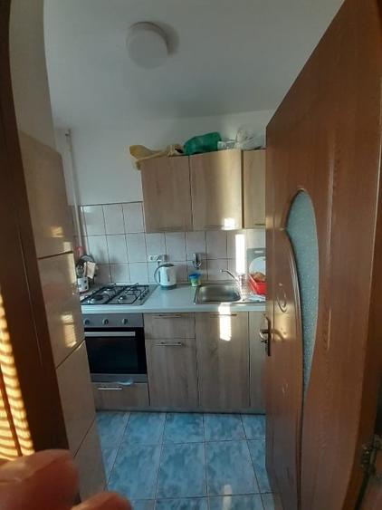 Proprietar vând garsoniera  Rahova - 7