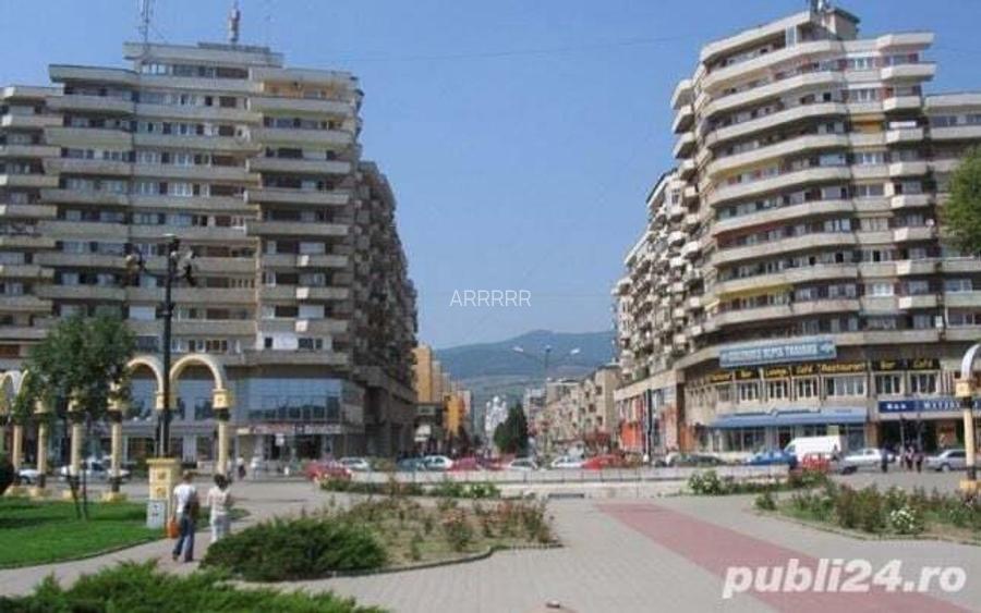 Apartament 2 camere decomandat in M-uri, bloc reabilitat