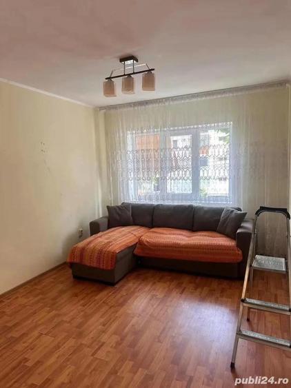 De vanzare apartament cu 3 camere, la etajul 1, mobilat 38.000e - 2