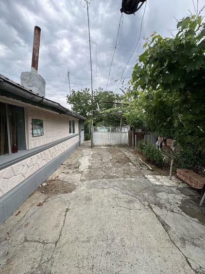 Vand casa batraneasca + teren Ograzile, Merei - 4