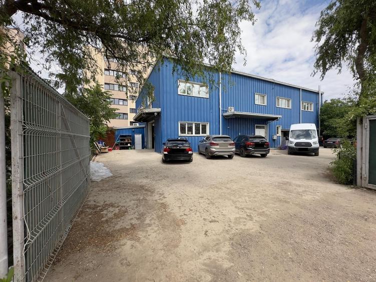 Cladire 1000mp, intre Leroy Merlin si Carrefour - 15