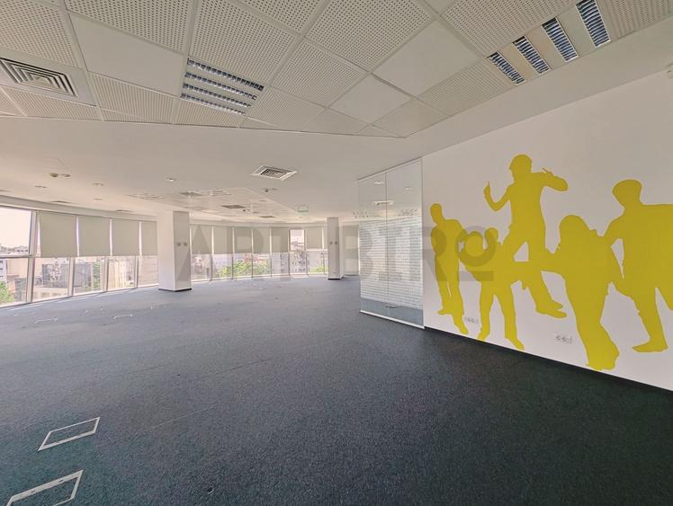 Zero comision, 310mp birou cu priveliste in cladire Armeneasca, 10' M - 3