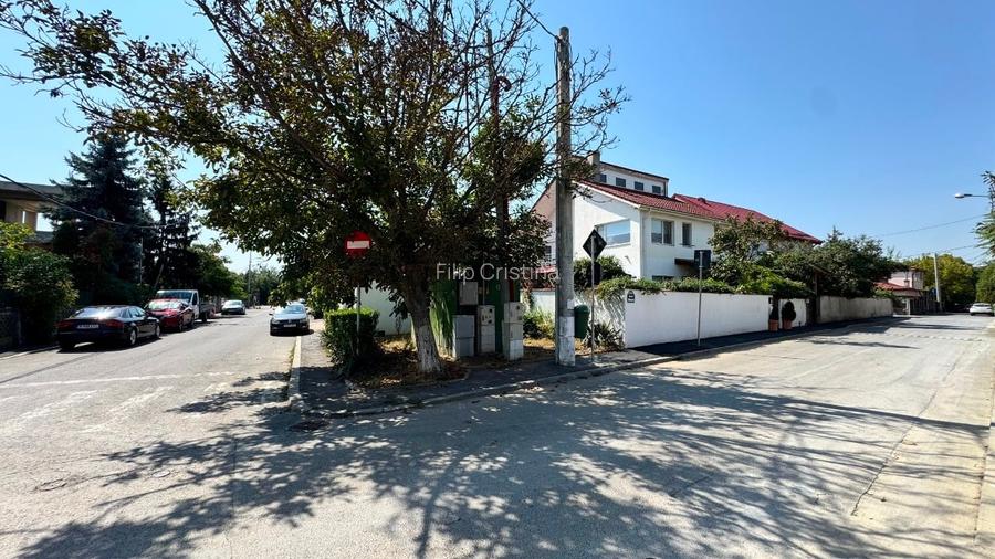 Vila P+1+M cu Garaj si Imobil Comercial Independent Cartier Rezidential Baneasa