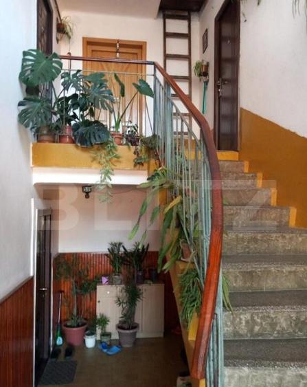 Apartament de vanzare, 2 camere, 57 mp, etaj 1, zona Teaca - 1